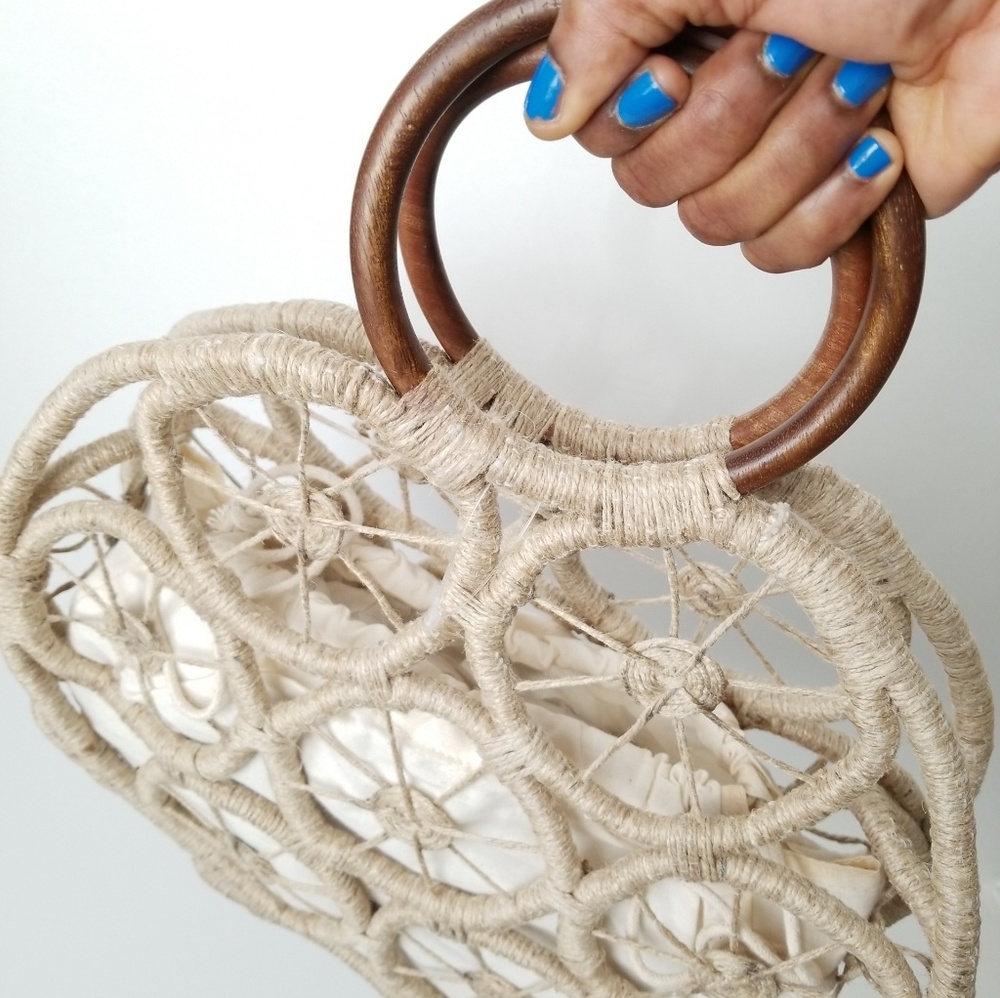 Ring Circle Bag - Picture 4 of 5